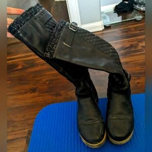 Women's size 8 tall black boots
